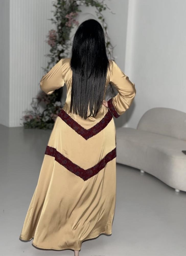 Silk fabric gown with cashmere