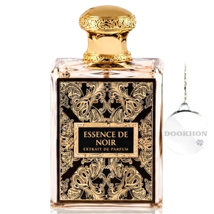 زجاجة عطر إيسنس دي نوار الفاخرة بتصميمها الأسود والذهبي الأنيق والزخار