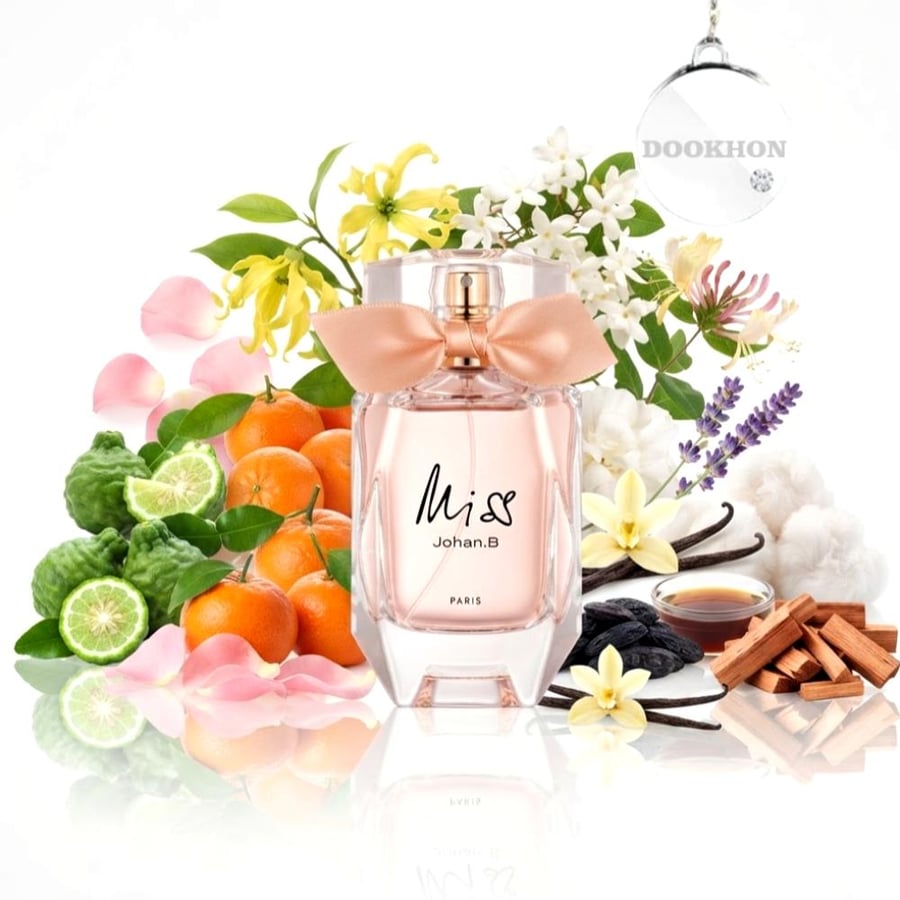 عطر مس جوهان بي 100 مل محاط بمكونات البرغموت واليوسفي والزهور والفانيل