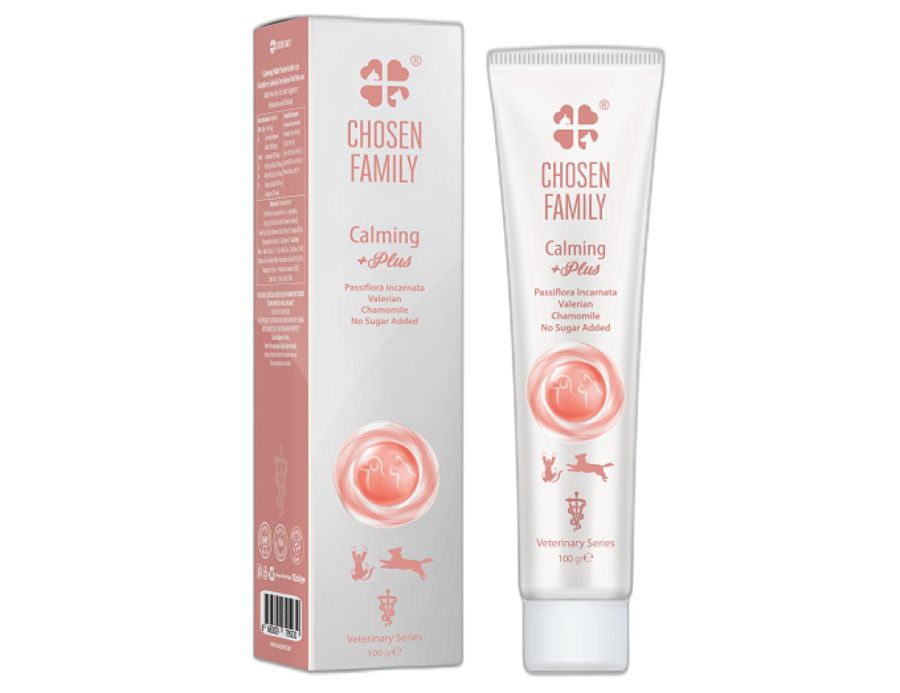 معجون Chosen Family Calming + Plus هو مكمل غذائي بيطري على شكل معجون بحجم 100 غرام
