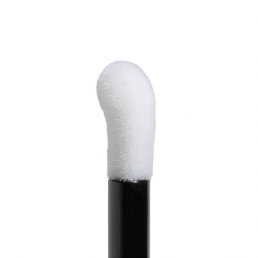كونسيلر سائل مطفي هدى بيوتي HUDA BEAUTY
