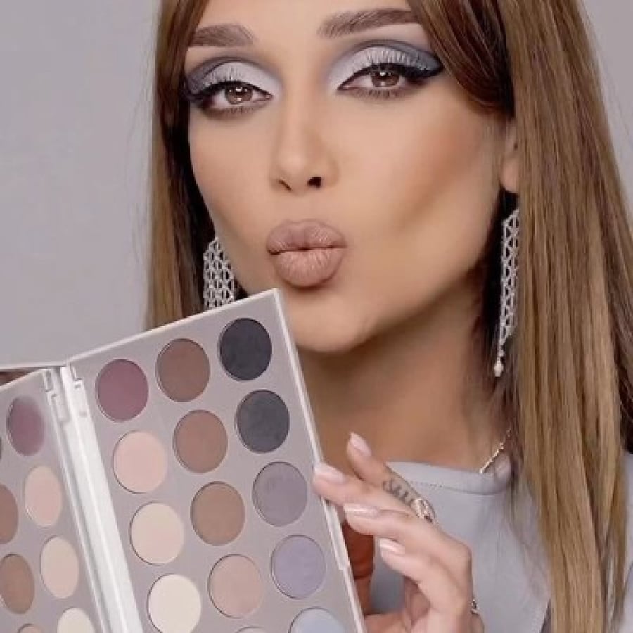 باليت مورفي 18CT  MORPHE MATTE ESSENTIALS
