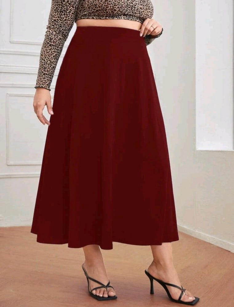 تنورة سادة جميلة ،