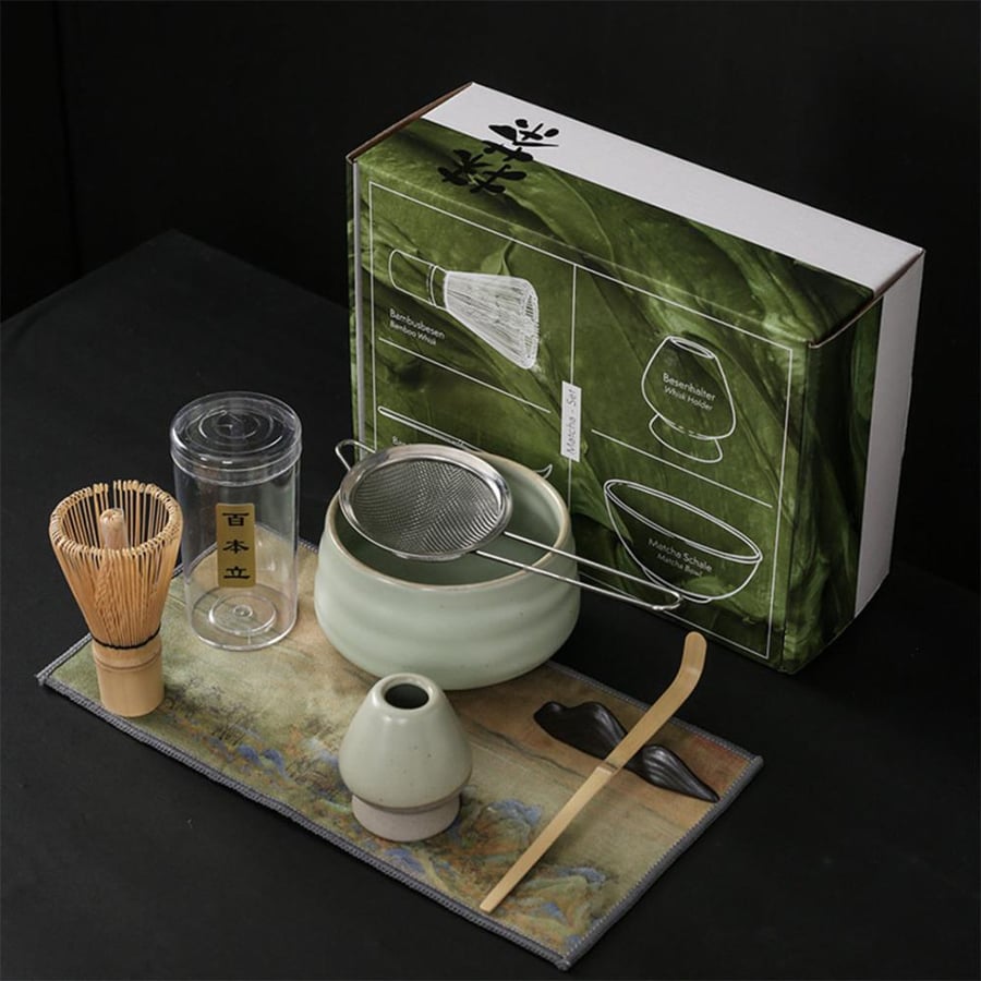 Traditional matcha preparation tools set