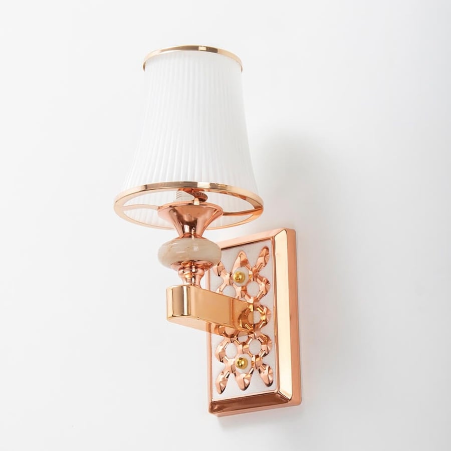 A classic, elegant wall lamp, in the shape of a lampshade