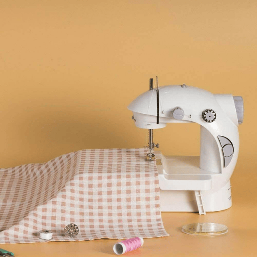 Sewing machine with stand, Crown|KW-41037