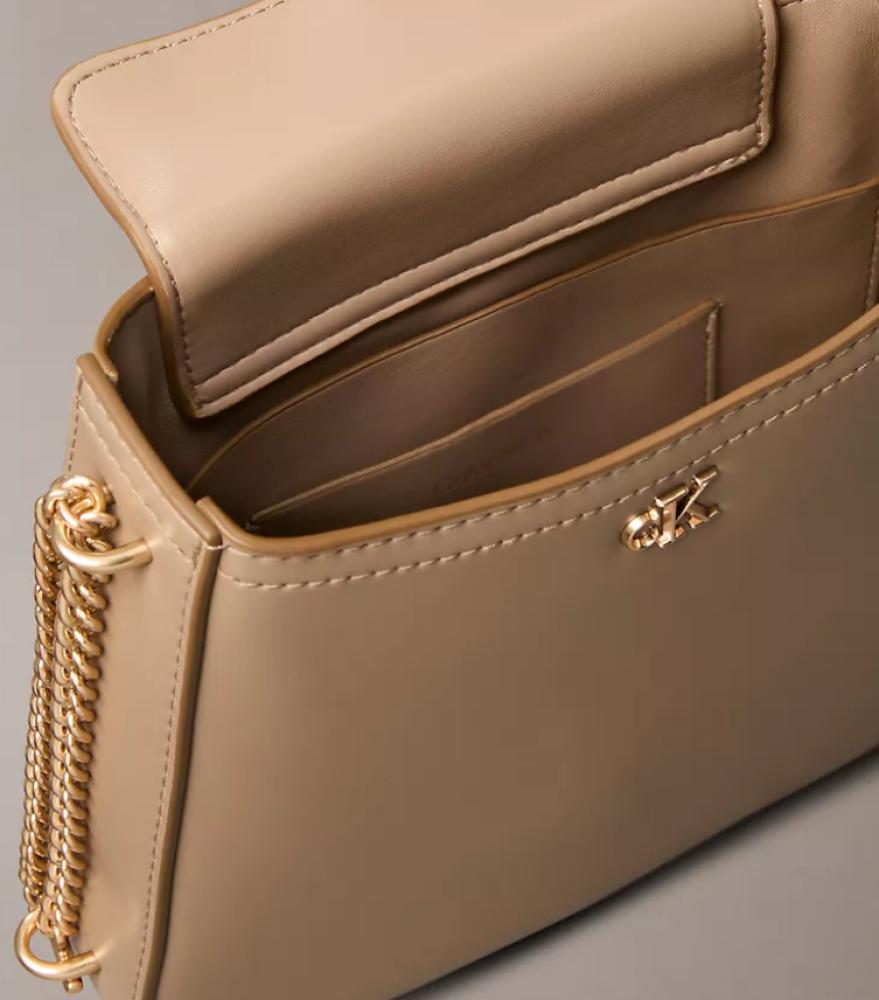 ck sa.. chain strap