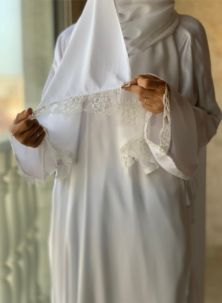 شرشف صلاة لف  ابيض ستان اويا ابيض من لاجور