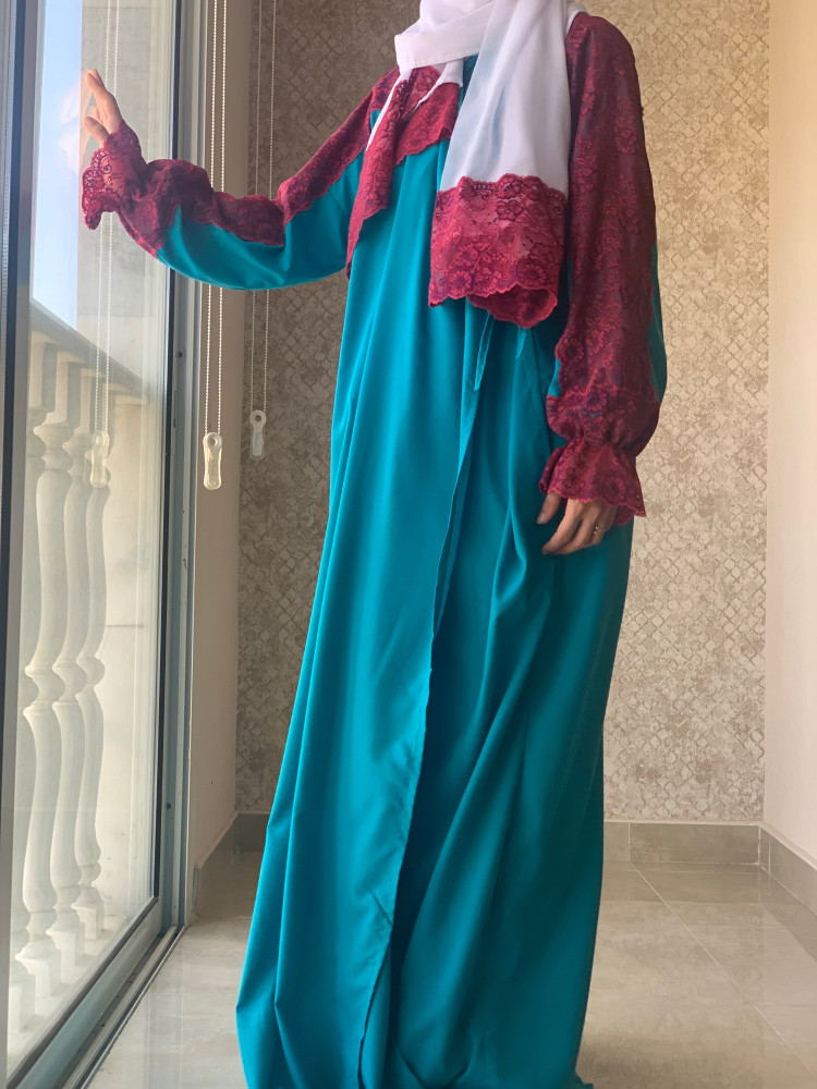 شرشف مرد لف فيروزي وفوشي دانتيل