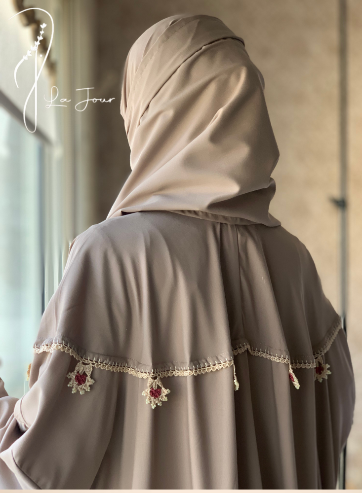 شرشف صلاة سحاب موف مزين بالكروشي يدوي