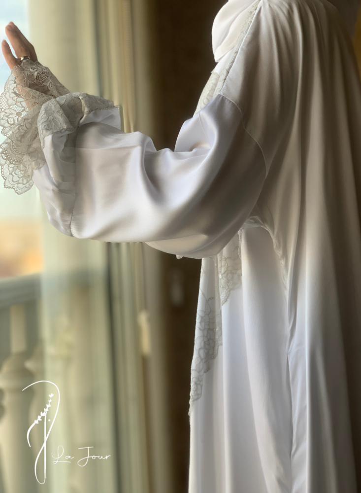 شرشف صلاة دانتيل ابيض سحاب