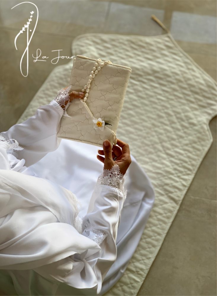شرشف صلاة لف ابيض ستان اويا من لاجور