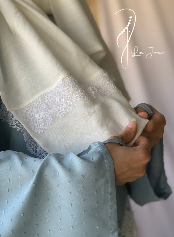 شرشف صلاة سحاب ازرق اويا يدوي
