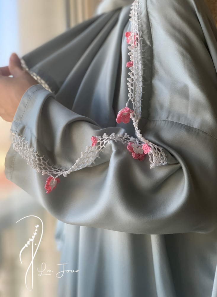شرشف صلاة سحاب ازرق قطن ستان كروشيه يدوي