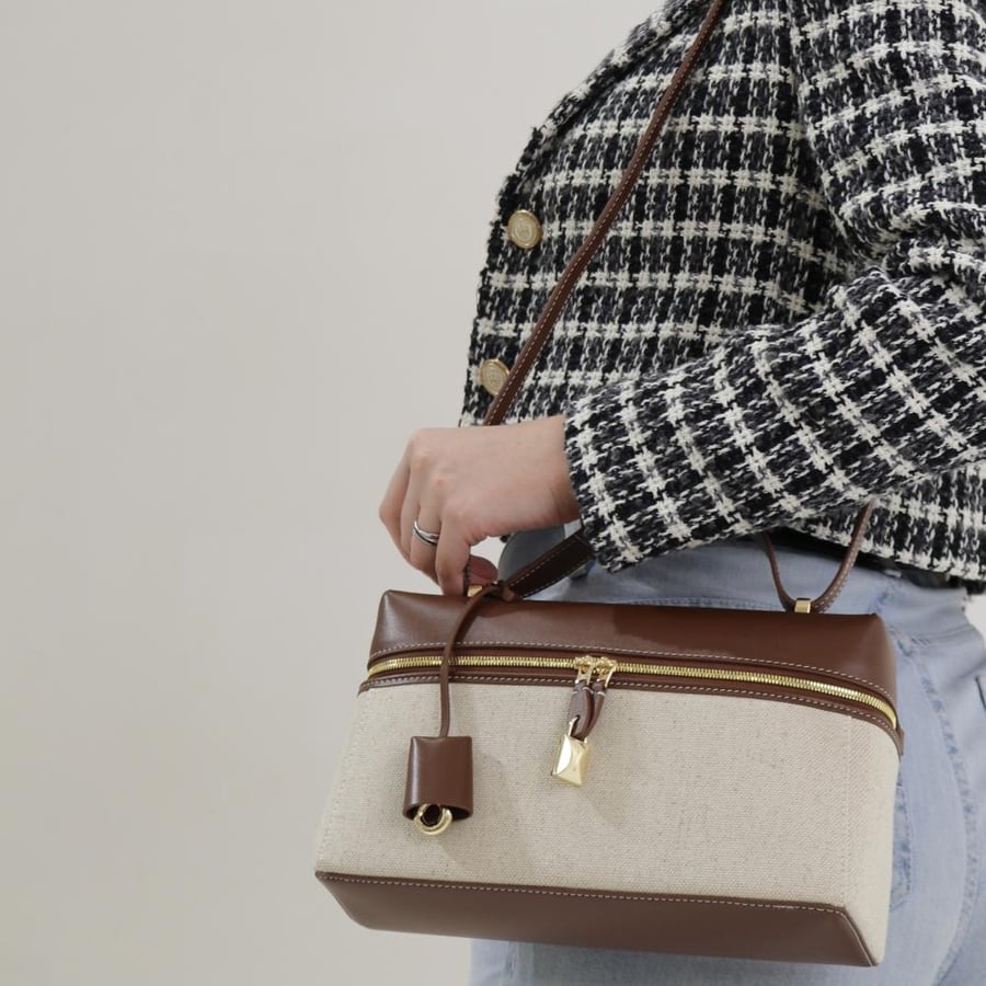 Elegant Box Bag - size 27