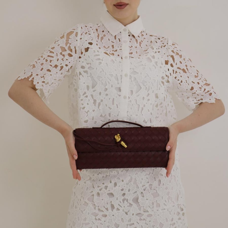 Elegant clutch bag