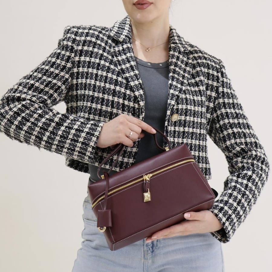 Elegant Box Bag - size 27