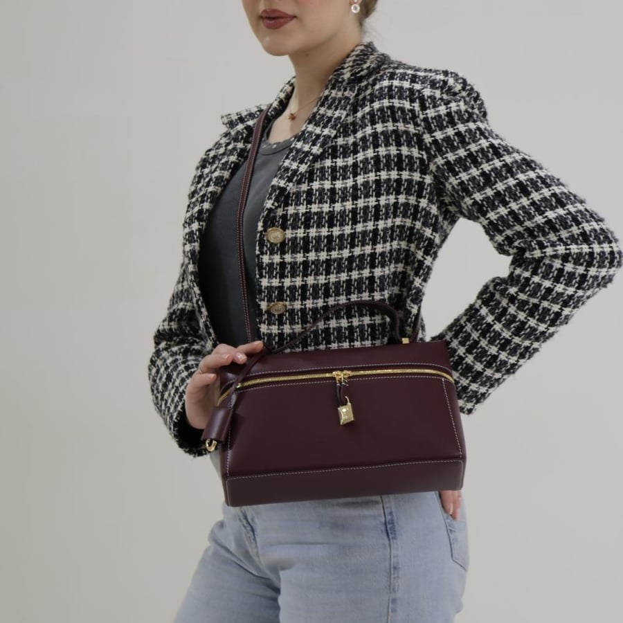 Elegant Box Bag - size 27
