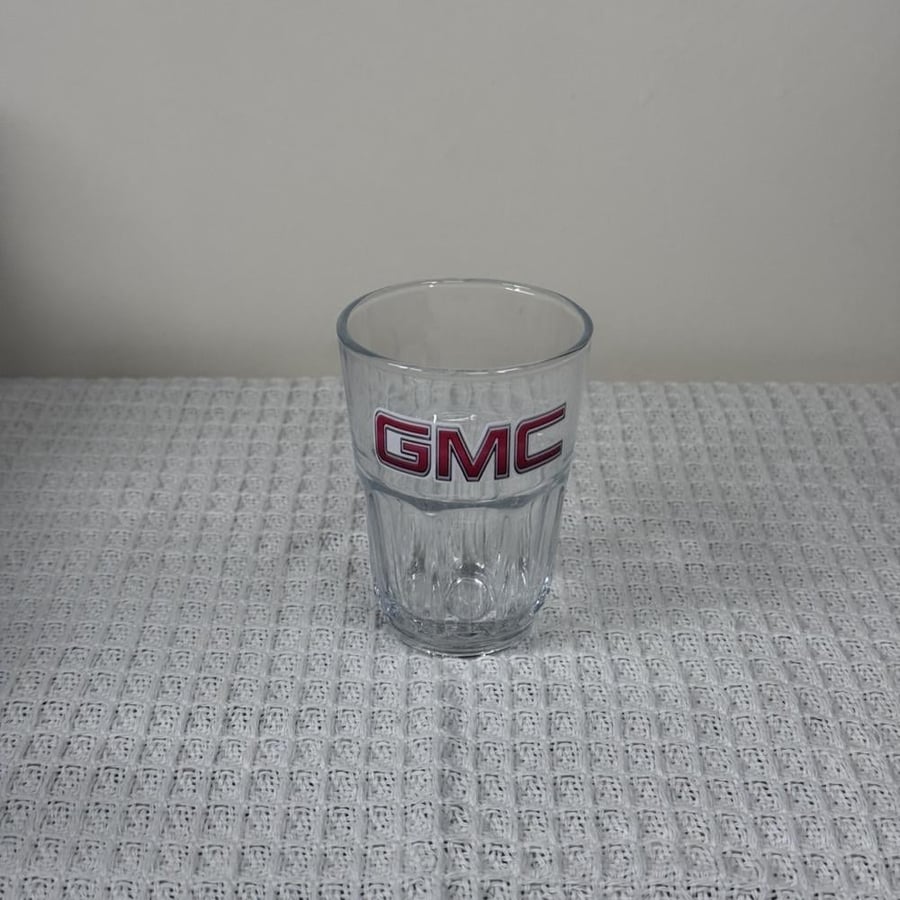 استكانة شاي GMC