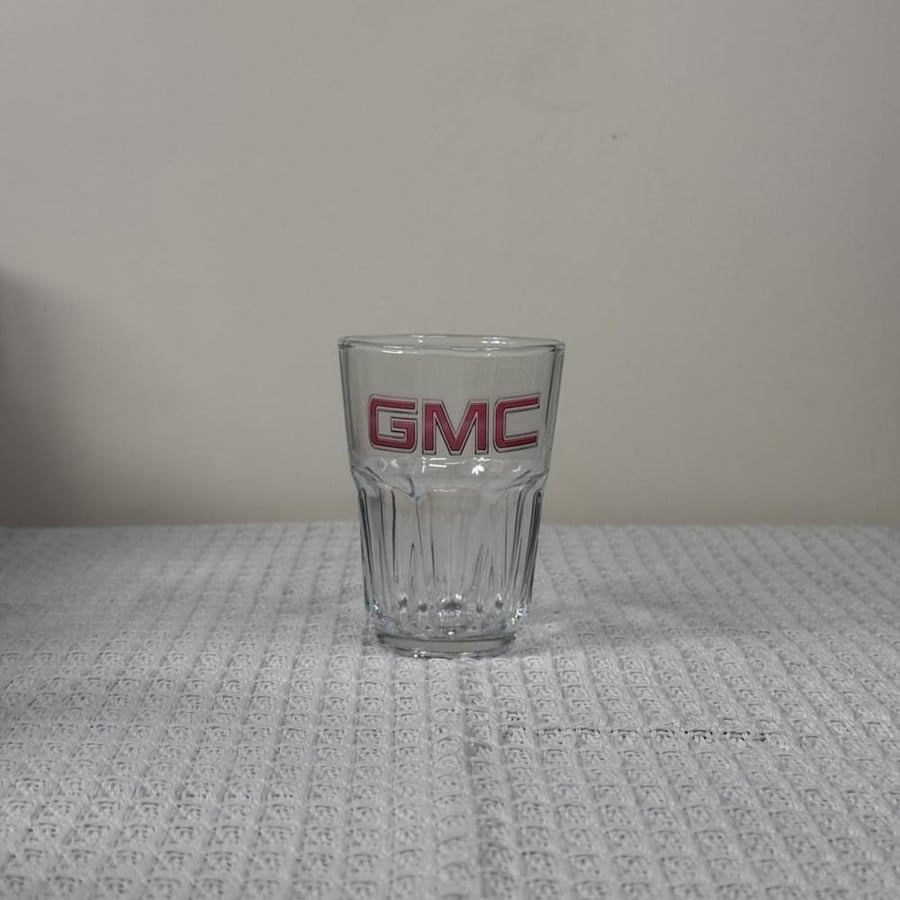 استكانة شاي GMC شفاف