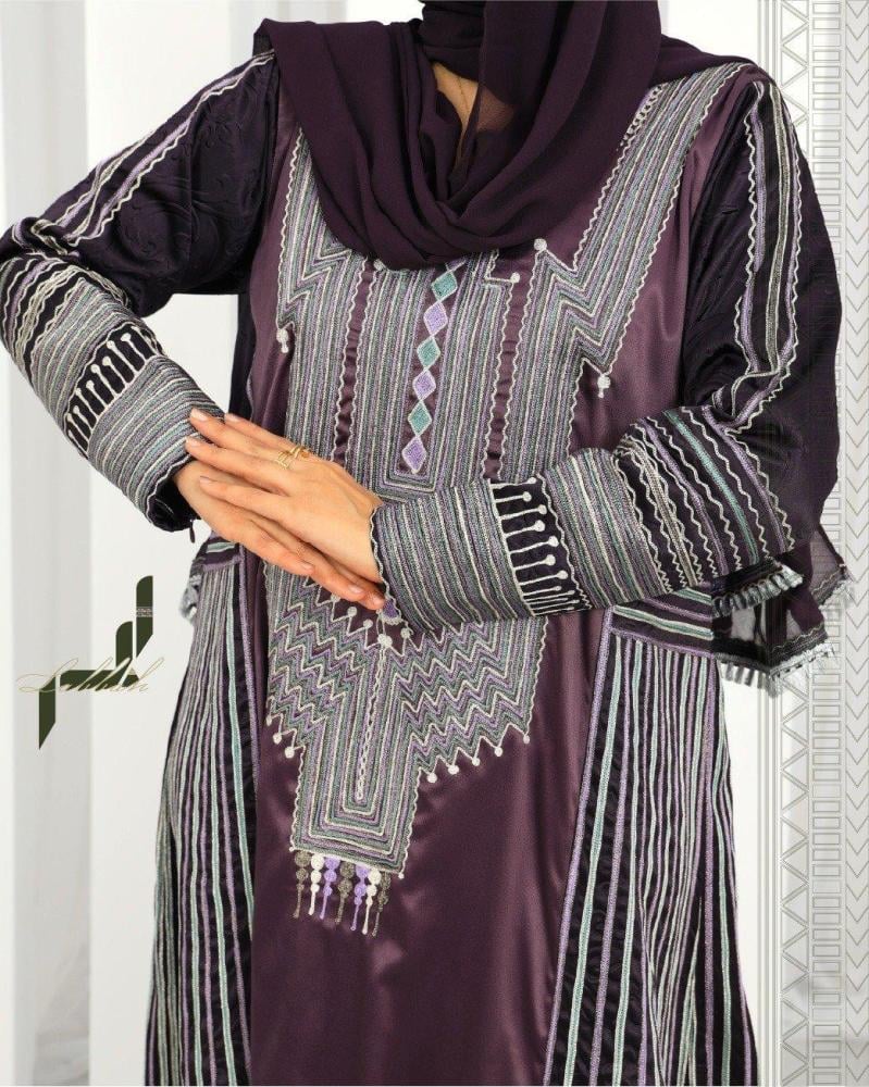 جلابية عسيرية بنفسجي