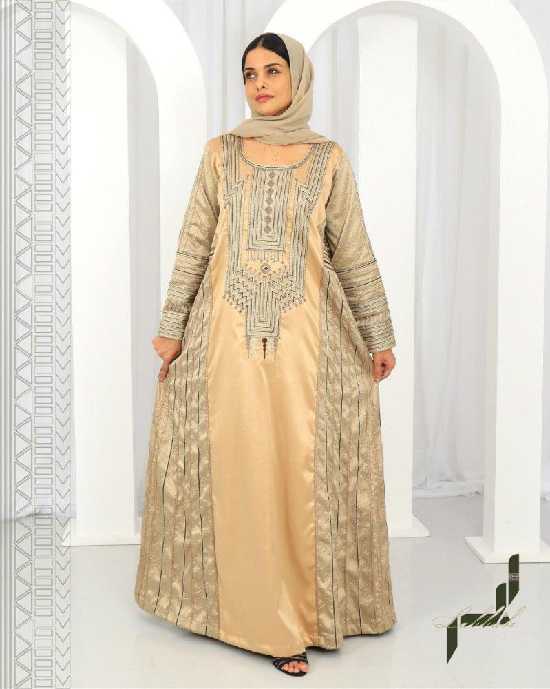 جلابية عسيرية بنفسجي
