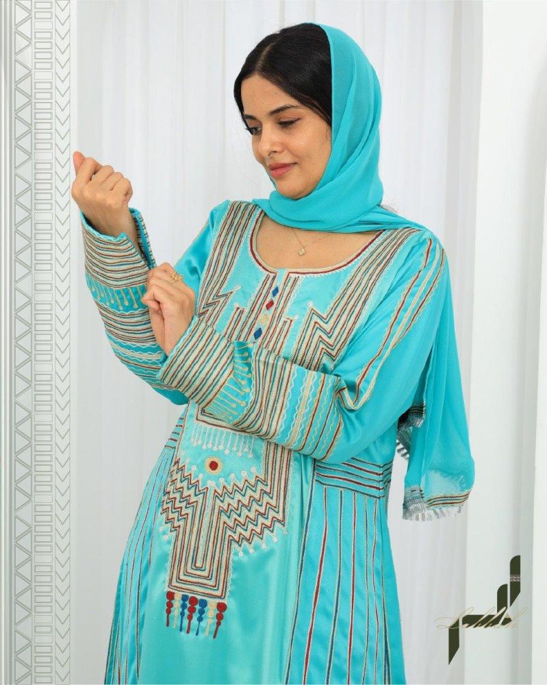 جلابية عسيرية بنفسجي