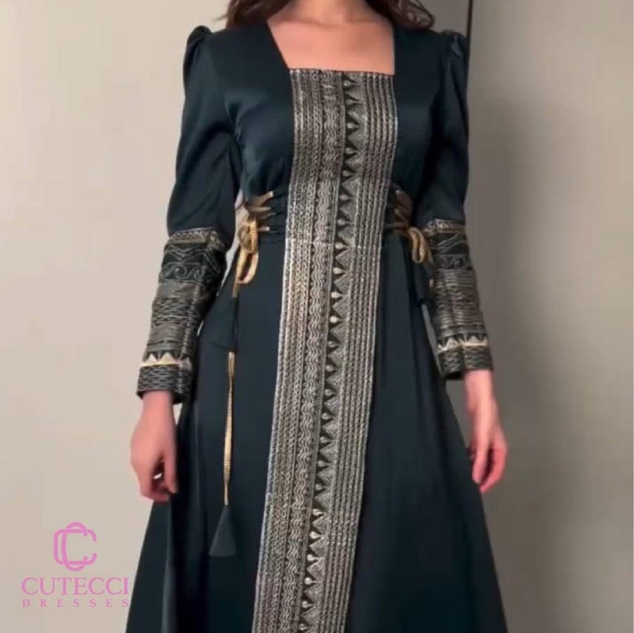 جلابية زيتي مطرزة حرير