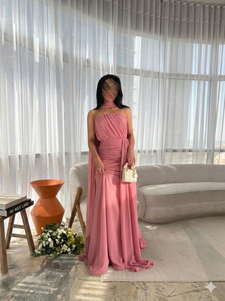 فستان شيفون وردي كسرات مبطن قصة سمكة من sky fashion