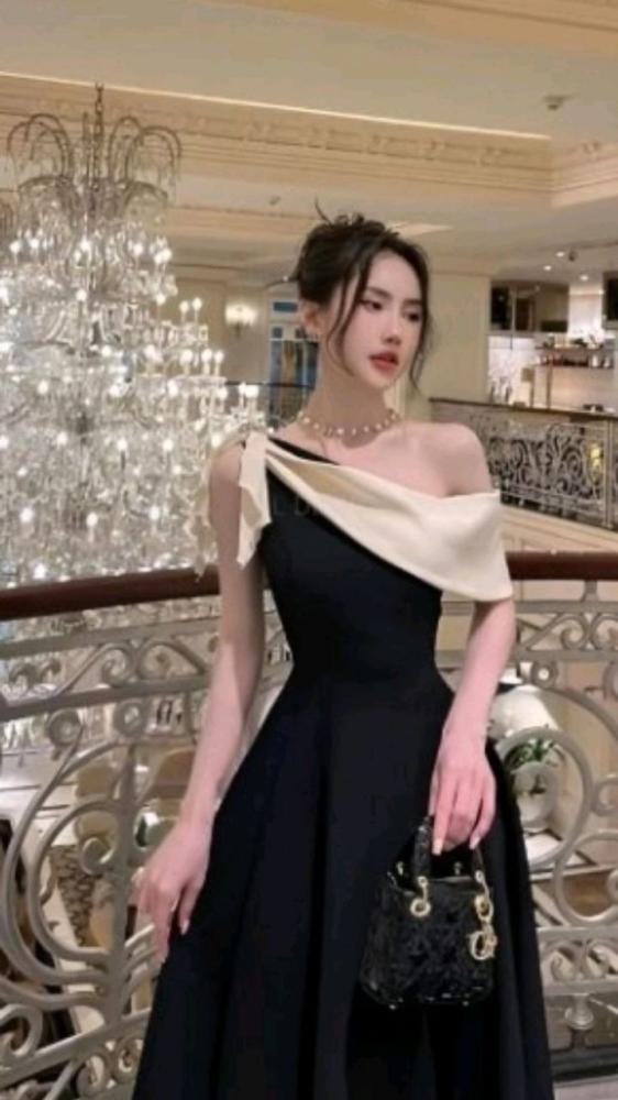 فستان اسود ميدي وان شولدر انيق من sky fashion