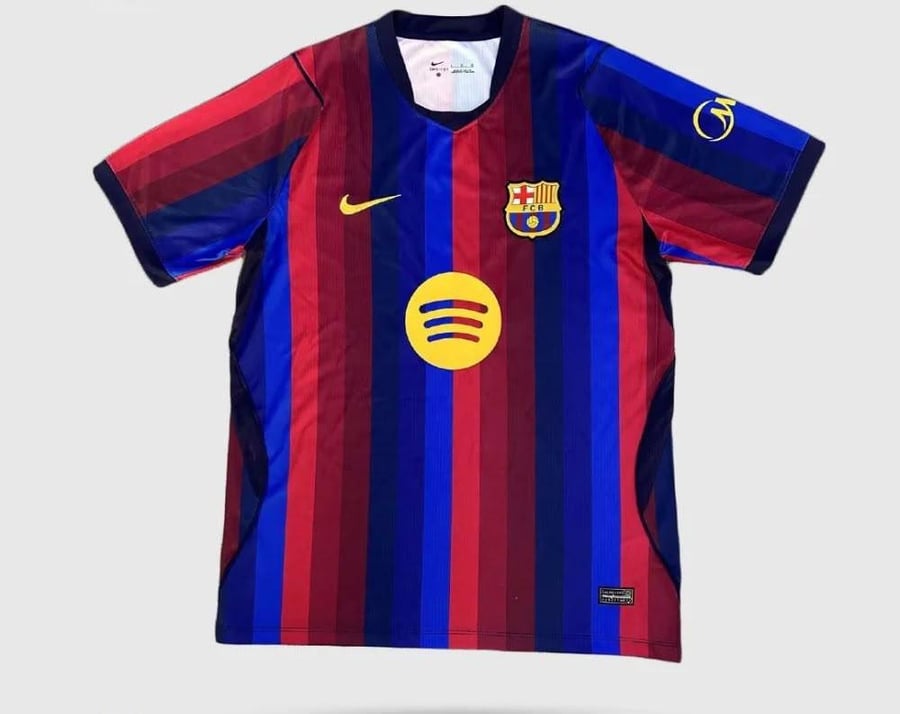 تيشيرت برشلونة الاساسي
