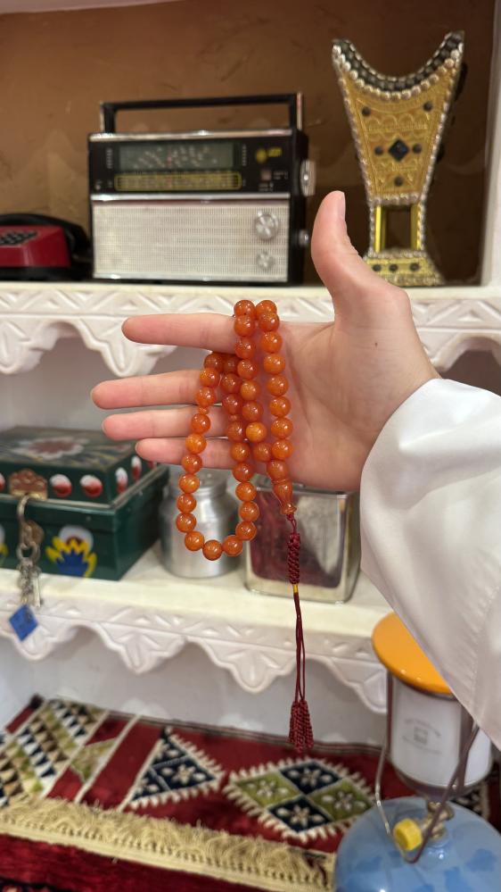 A Tasbih with a فاتوران and a karkousha