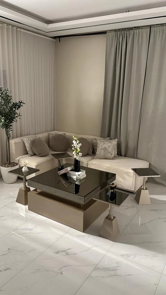Hospitality table set with 4 service pieces, champagne color, modern model, kf