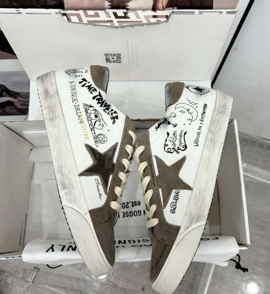 GOLDEN GOOSE