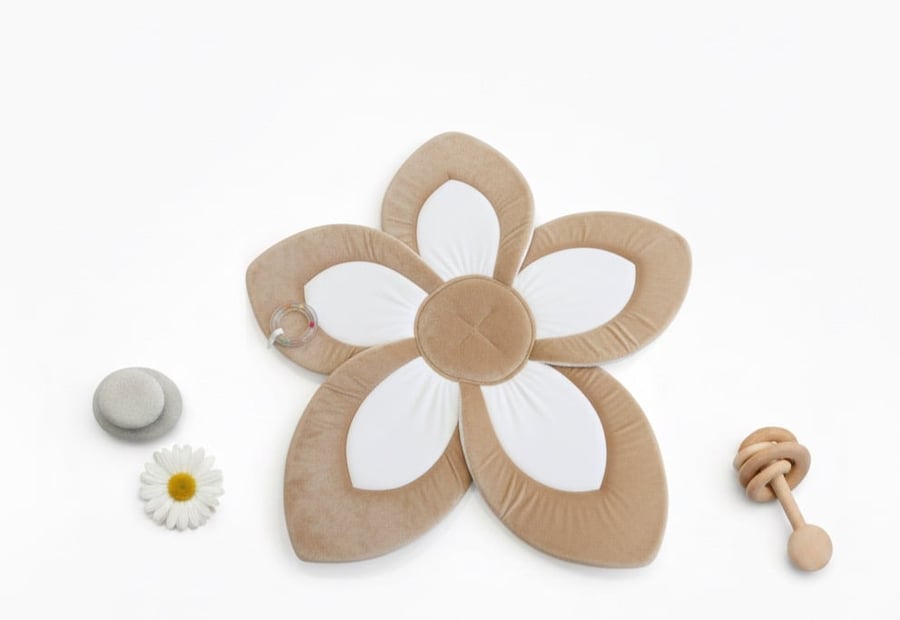 Shower support with a flower design, multiple colors