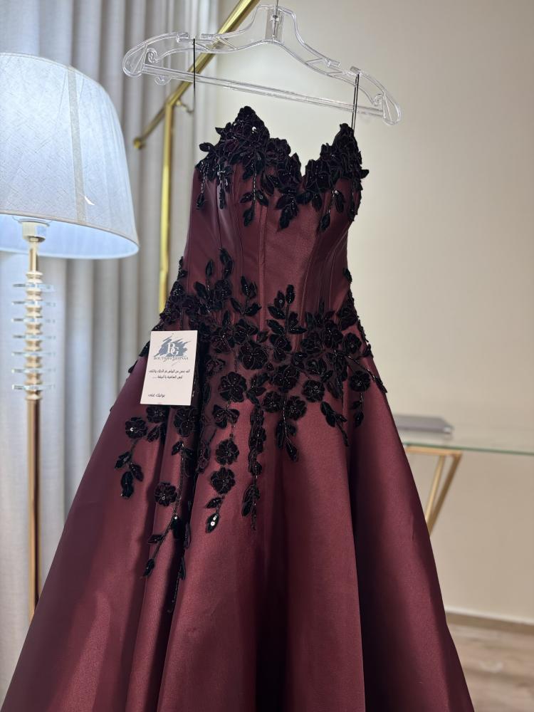 فستان سهره عنابي