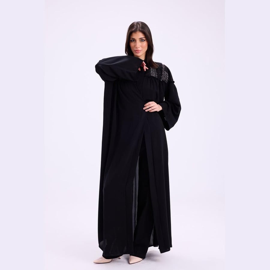 عباية Twists