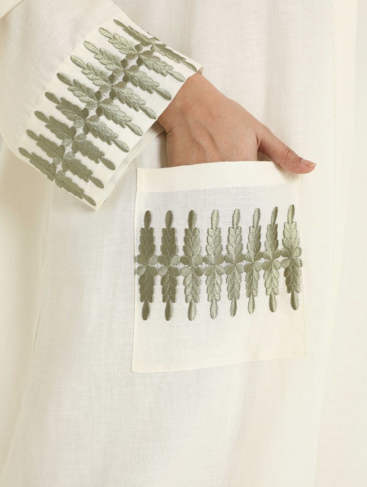 عباية CREAMISHY