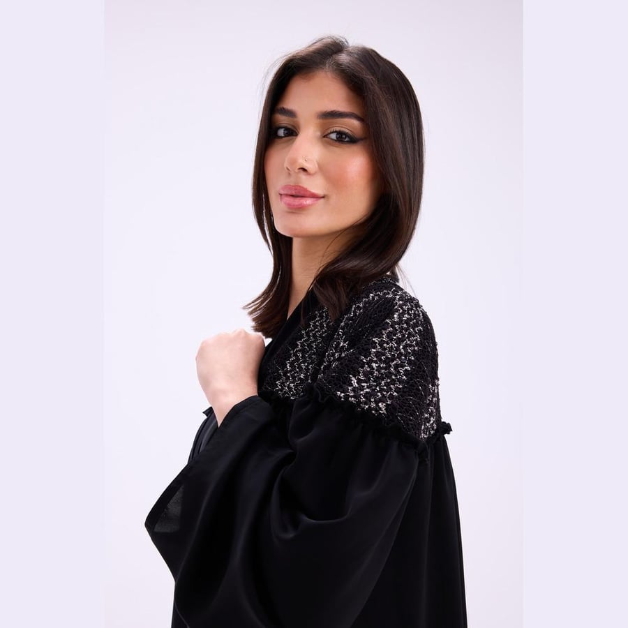 عباية Twists