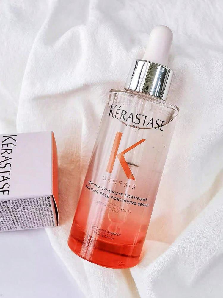 Kérastase سيروم كيراستاس جينيسيس المقوي لمنع تساقط الشعر 90مل / سيروم تقوية يومي للشعر الضعيف المعرض للتساقط بسبب التكسر من التمشيط. / سيروم كيراستاس جينيسيس المقوي لمنع التكسر هو سيروم تقوية يومي لمنع تساقط الشعر للشعر الضعيف