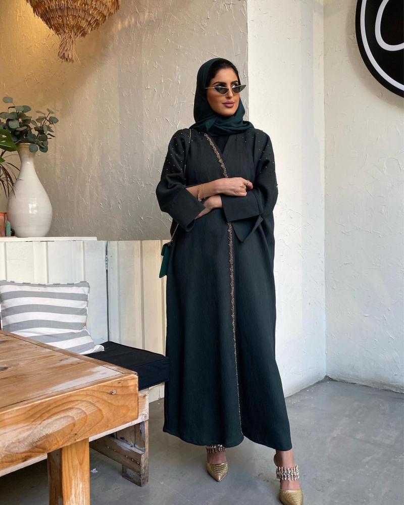 عبايه زيتي لف ب شك 1215