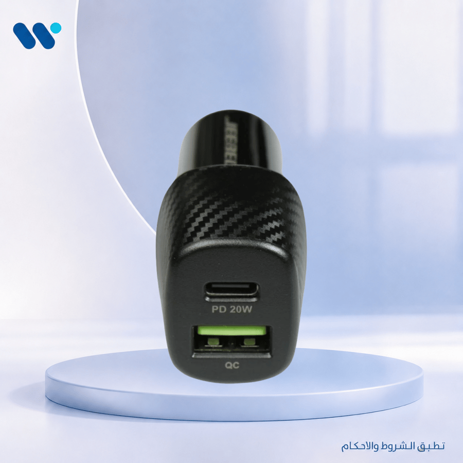 شاحن سيارة 38 واط جيبل JE-B307 – بمنفذي USB-A وUSB-C PD مع كيبل Lightning وحماية من التيار الزائد والحرارة