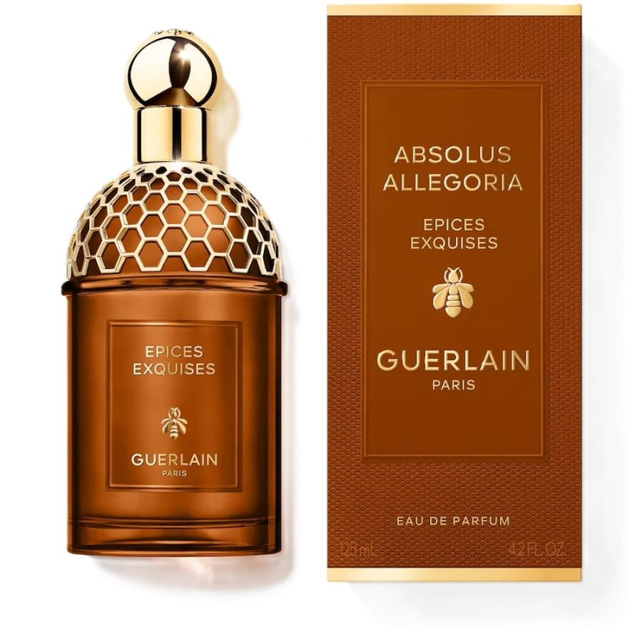 مكونات-عطر-Epices-Exquises-الهيل-والفلفل-وخشب-الصندل-والعود
