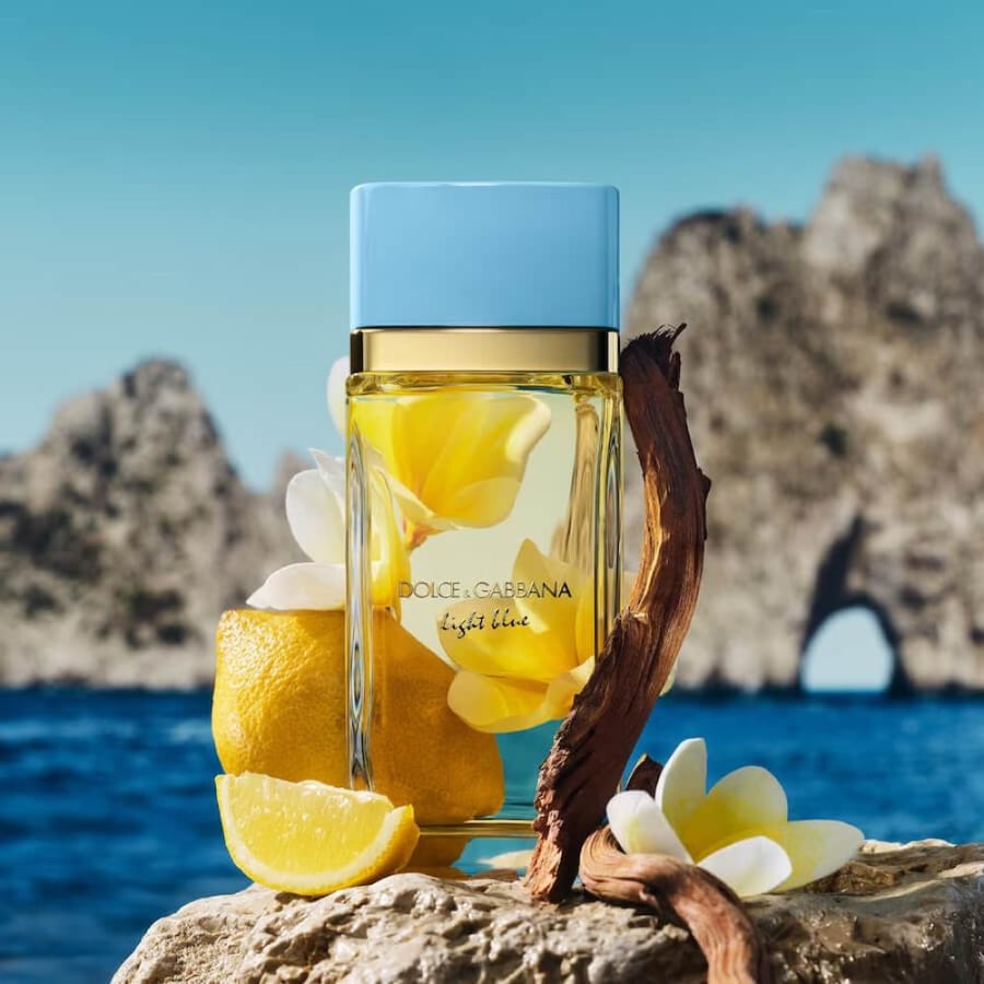 عطر دولتشي أند غابانا لايت بلو للنساء - Dolce & Gabbana Light Blue Pour Femme Eau de Parfum - 100ml