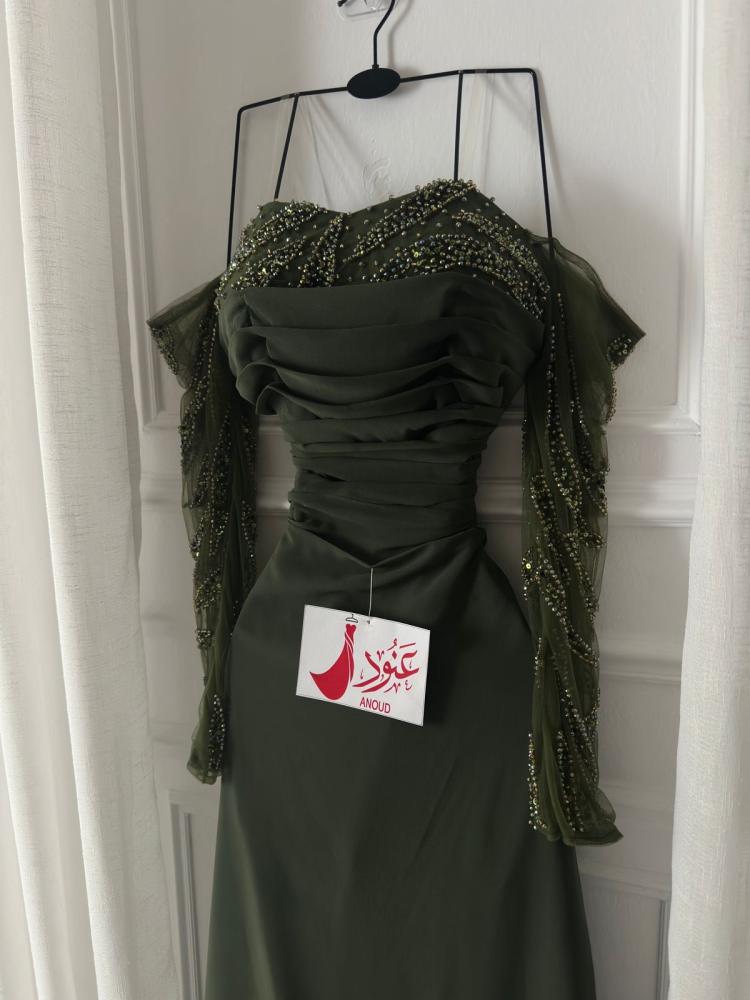 The dress of authenticity