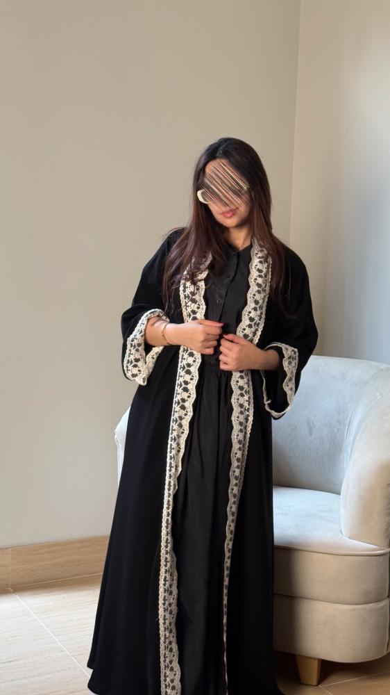 عبايات خليجية راقية سوداء