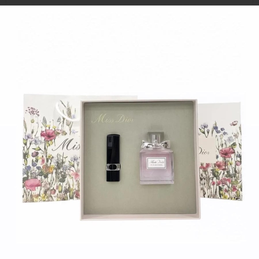 بوكس مس ديور عطر روج