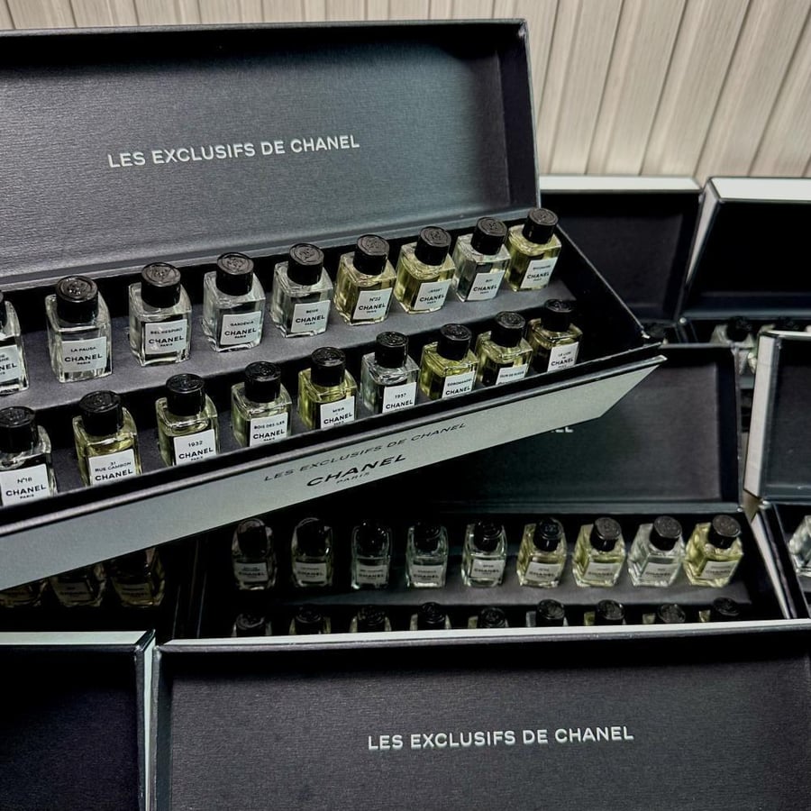 بوكس عطور شانيل الميني مع الملحقات 18 عطر