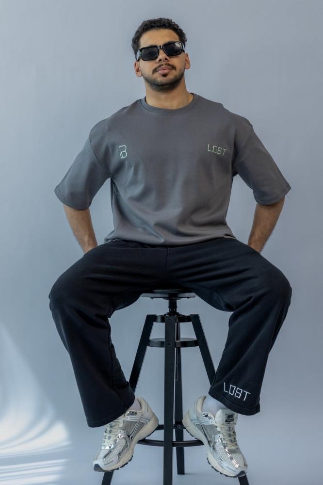 Gray oversized T-shirt