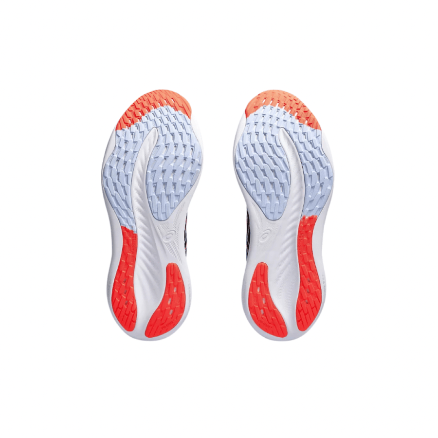 Gel Nimbus 26 'Black True Red'